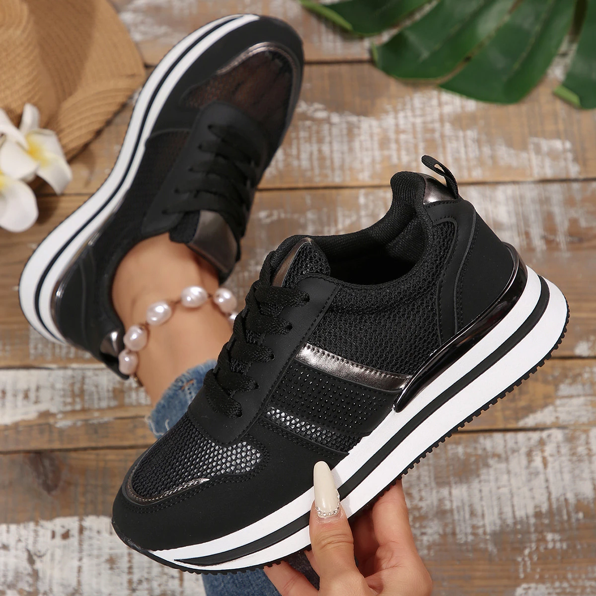 Spliced Thick-Soled Sports Shoes for Women