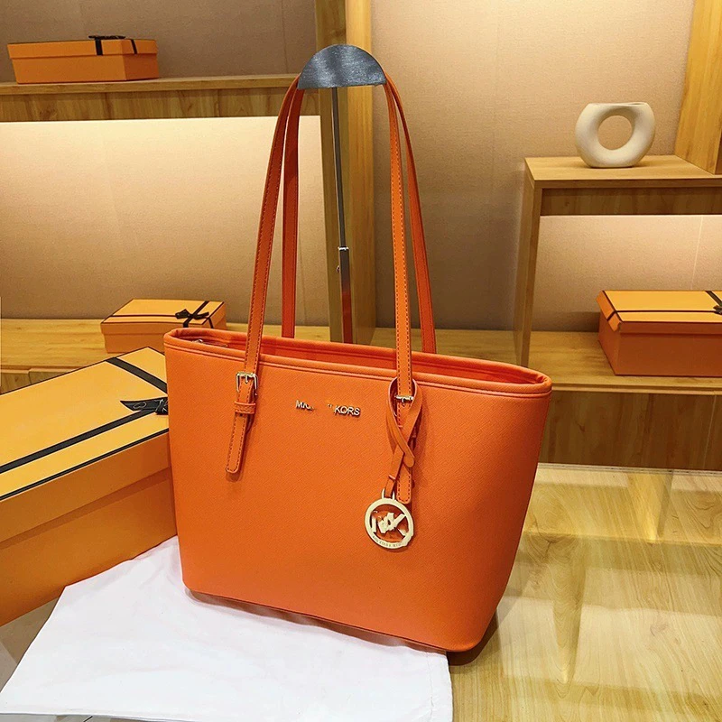 New Tote Women's Shoulder Bag thumbnail