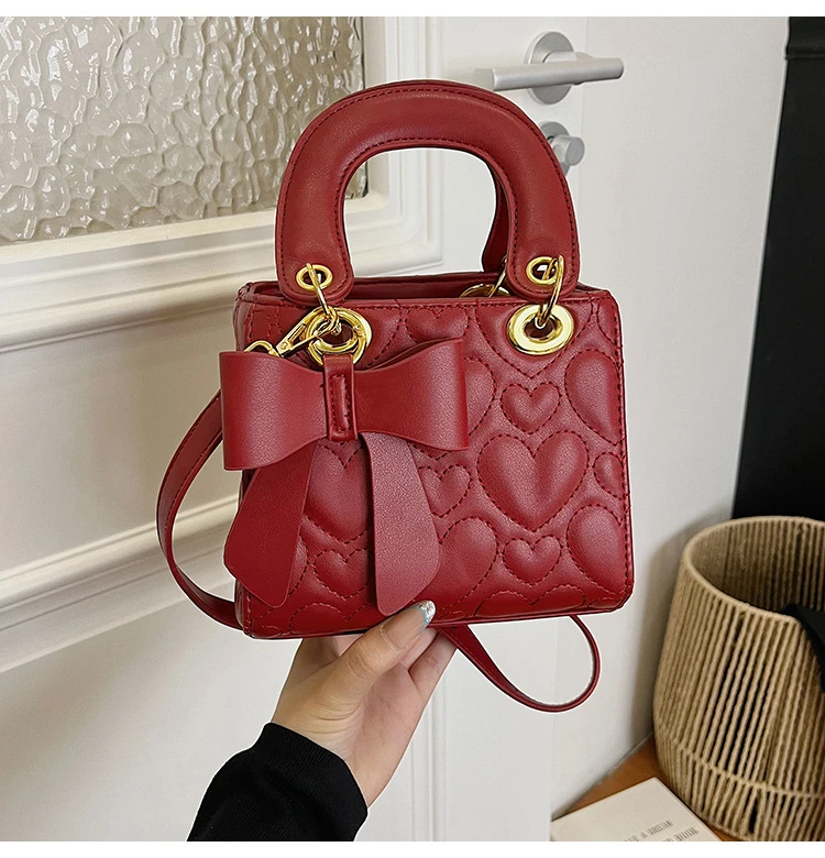 shoulder bag thumbnail