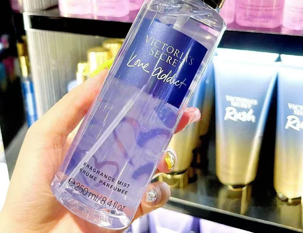 Victoria's Secret Fragrance Spray Body thumbnail
