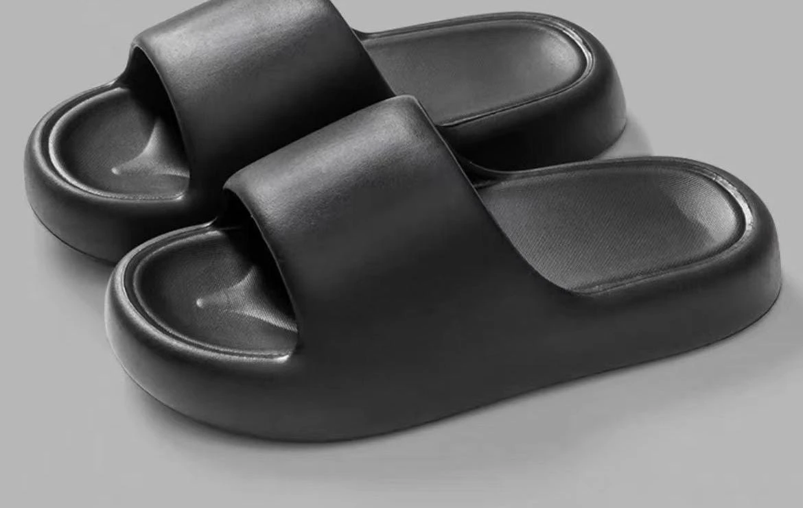 Slippers with a Stepping-On-Clouds Feel thumbnail