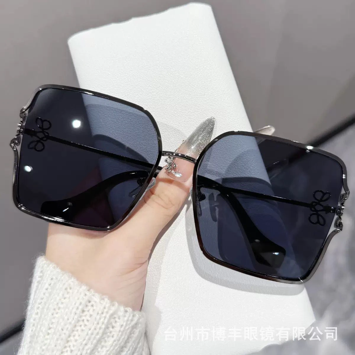 New Luxury Fashion Sunglasses For Women