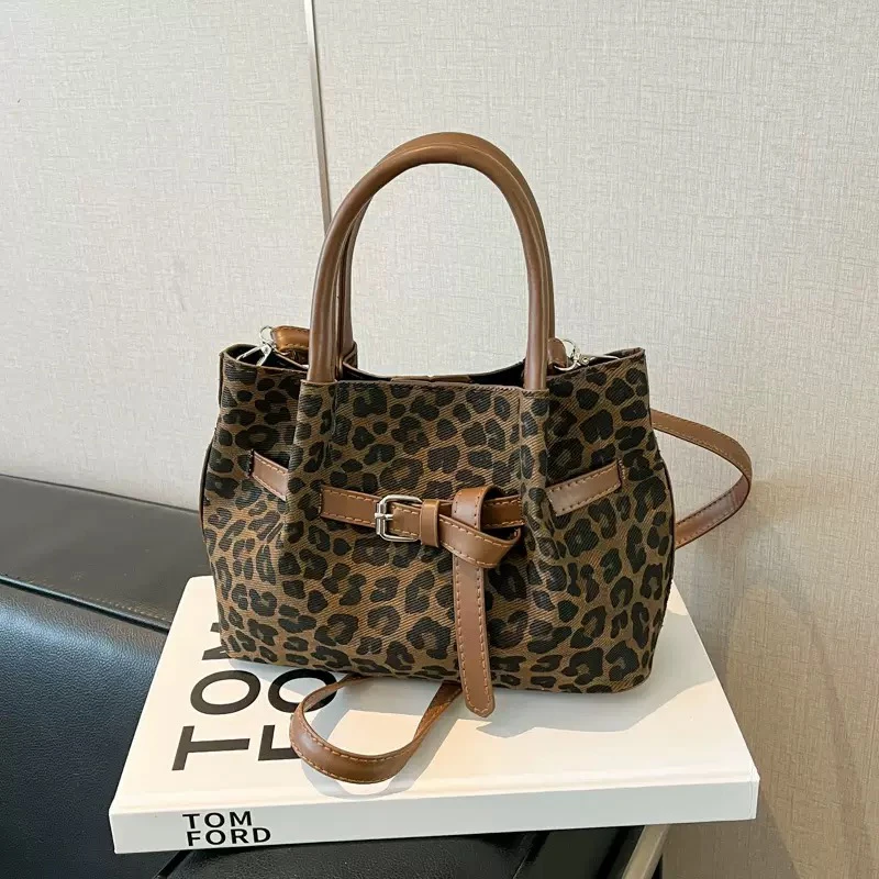 Leopard print women bag thumbnail