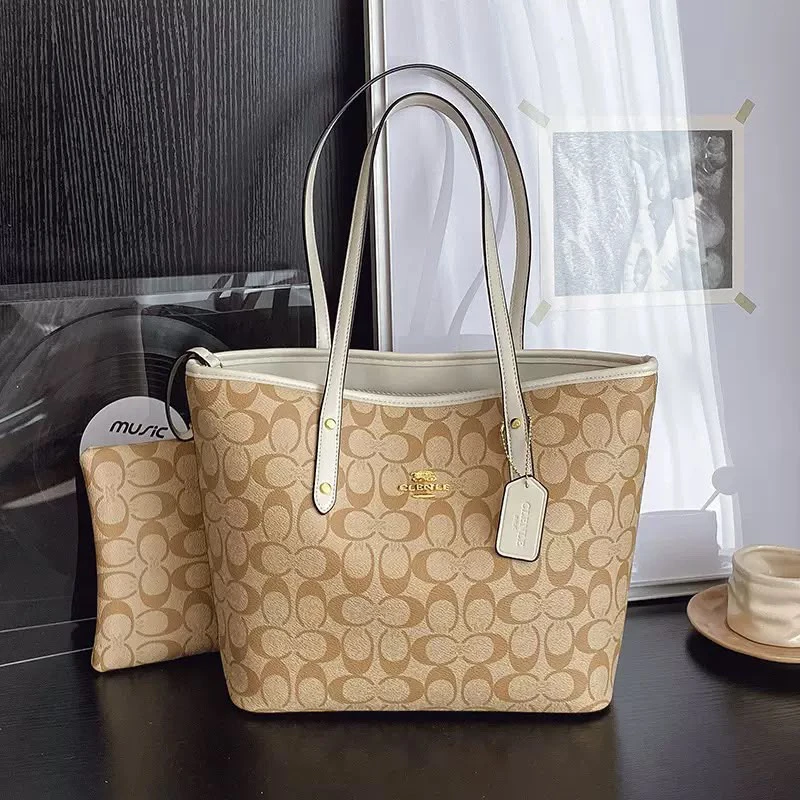 Coach signature canvas tote bag