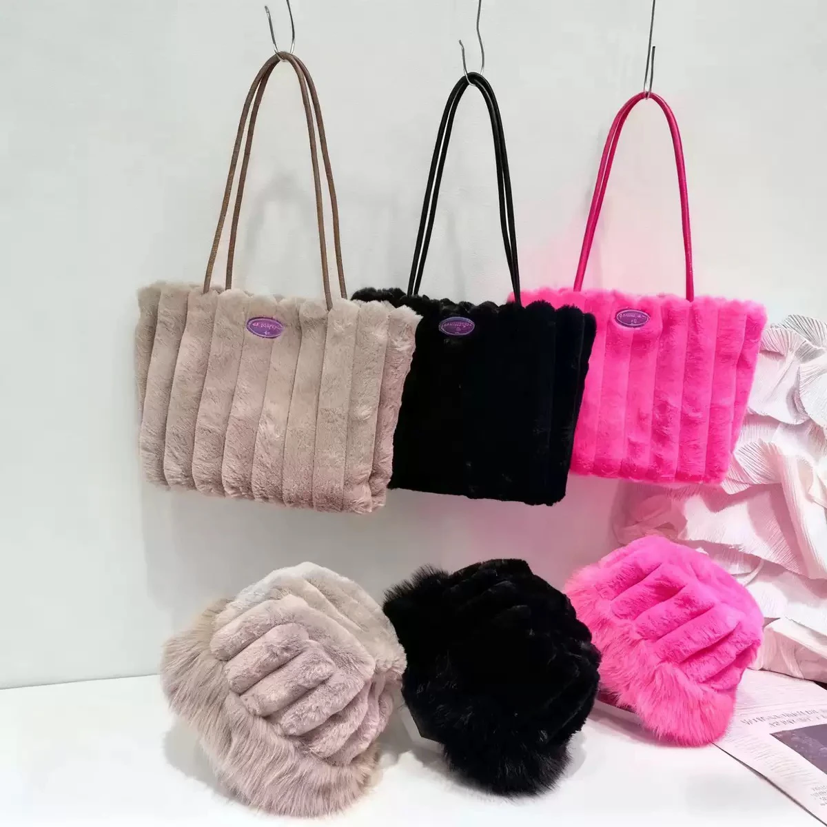 Bag and cap set thumbnail