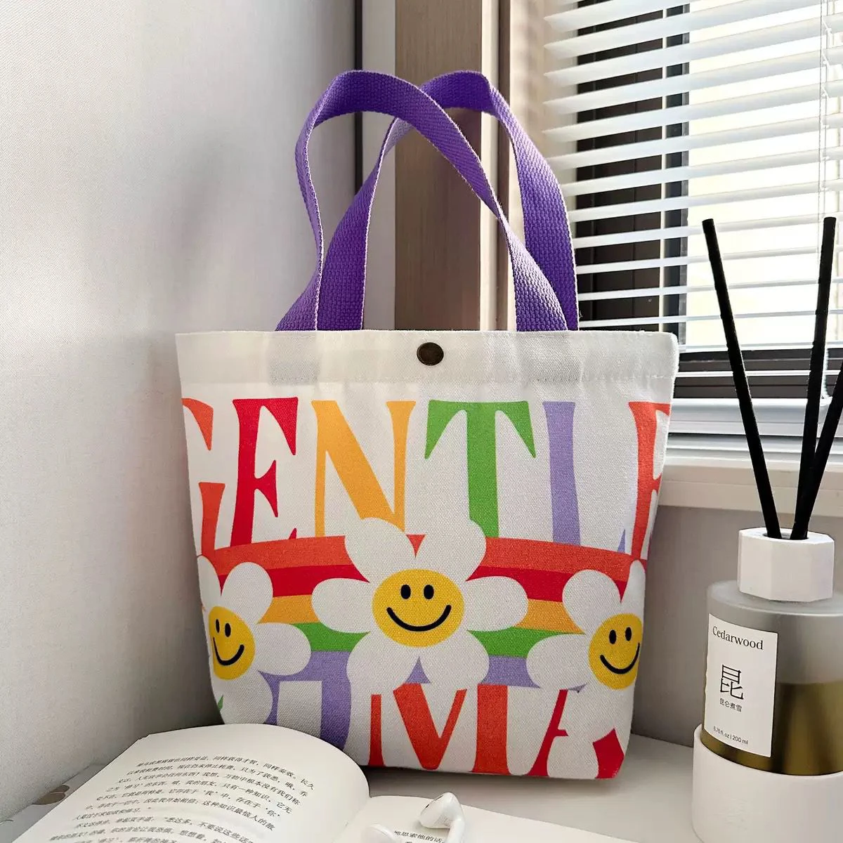 Cartoon Canvas Bag thumbnail
