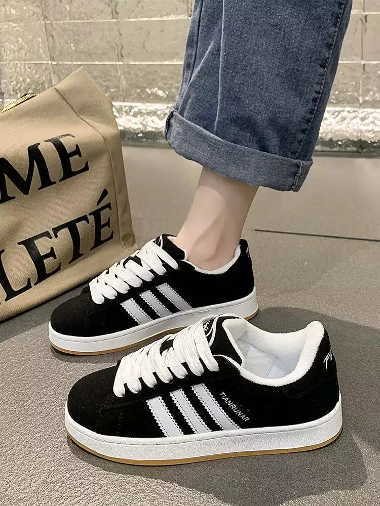 The tanrunar sneakers