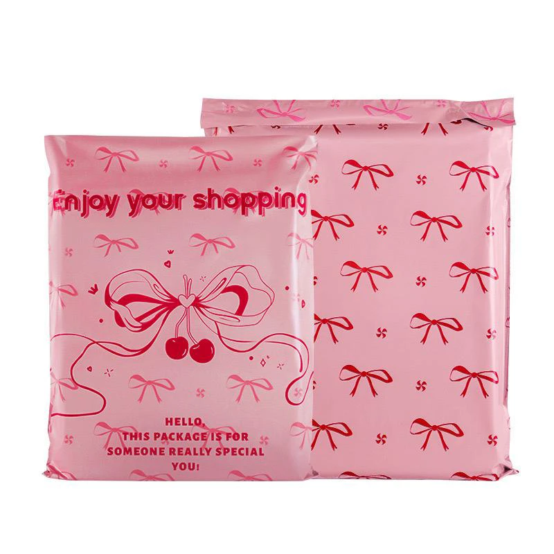 Self sealing plastic mailer bag