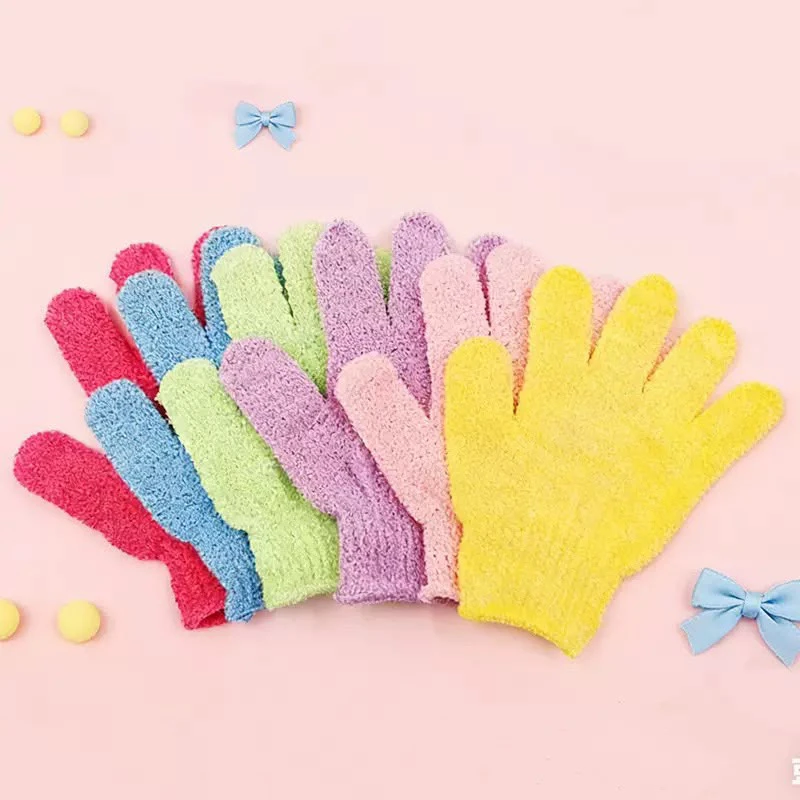 Bathing hand gloves