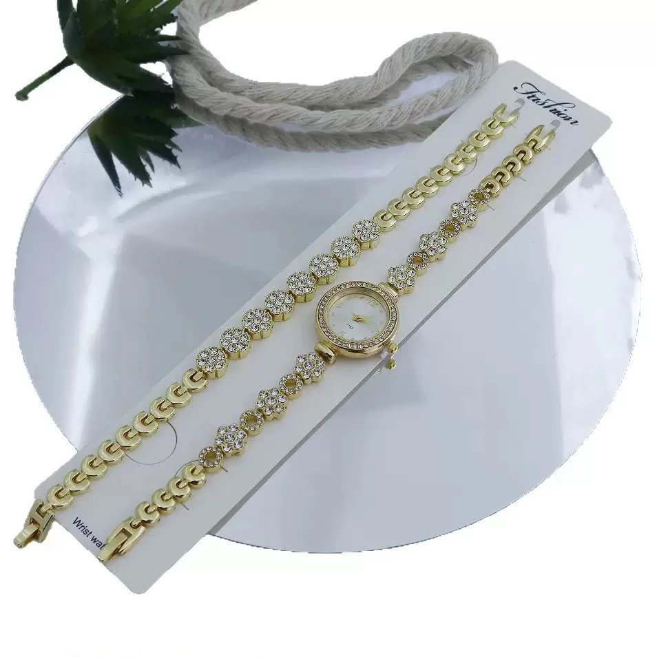 Women's fashion wrists watch thumbnail