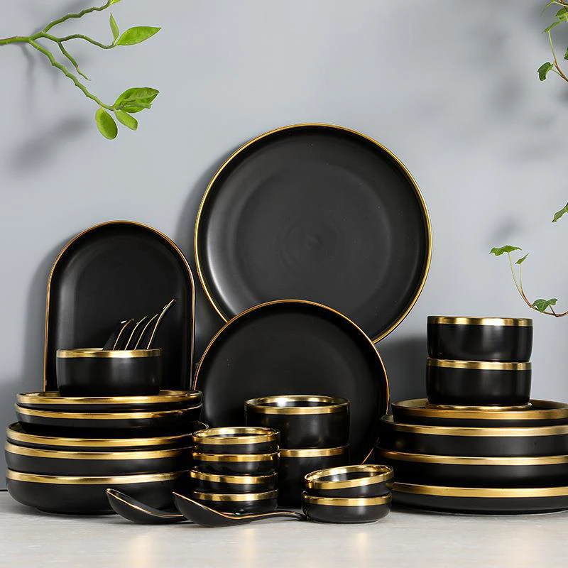 Luxury plates set of 26