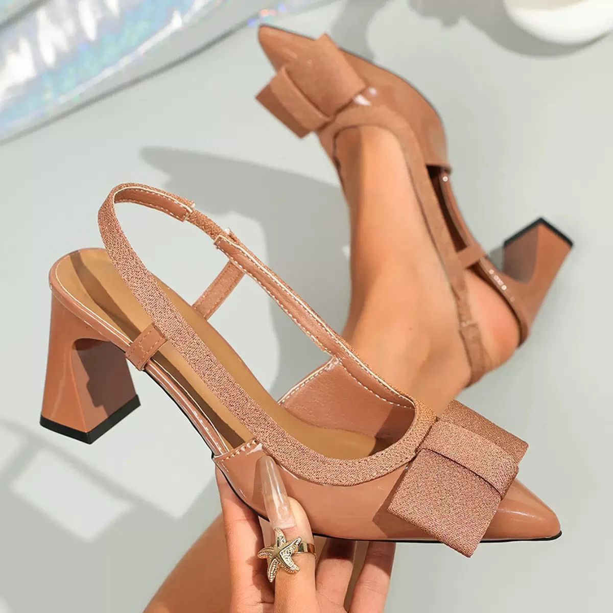 Women's high heeled thumbnail