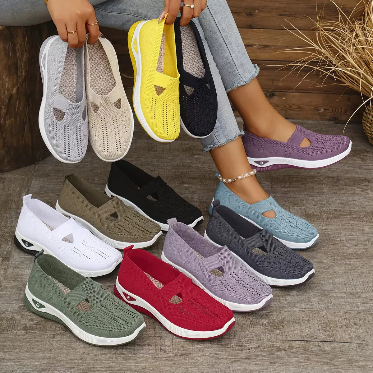 Women's casual shoes