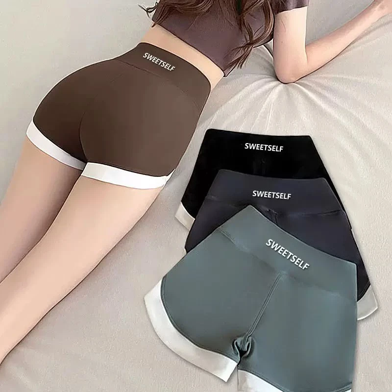 Three points colour shorts