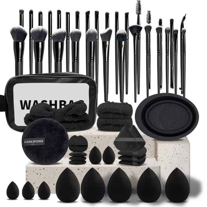 Makeup brushes and beauty sponge thumbnail