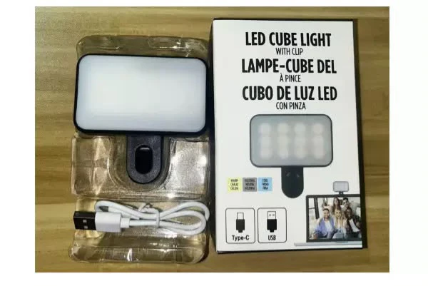 Mini fill light video selfie thumbnail