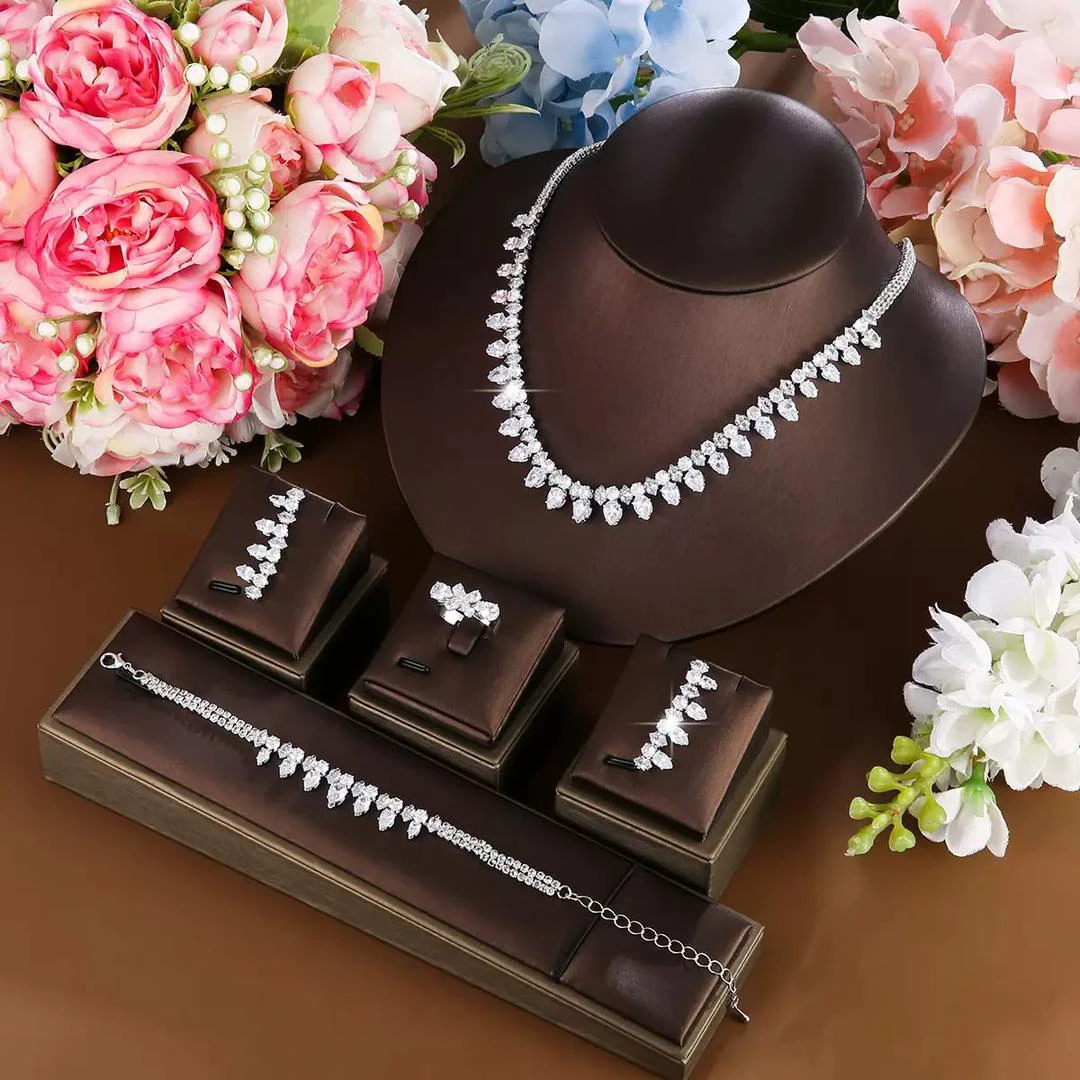 Four -piece bridal jewelry set