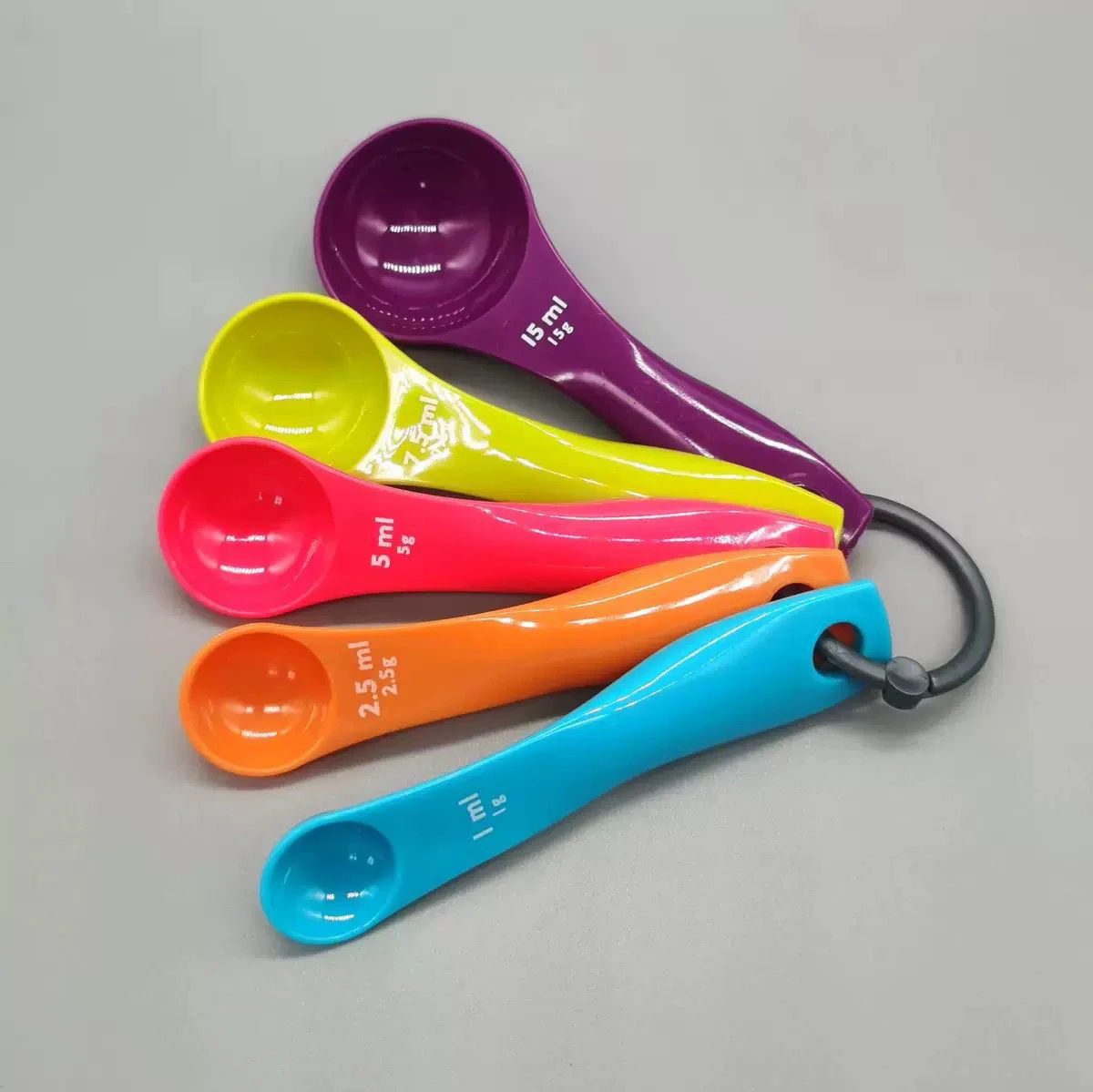 Measuring spoons
