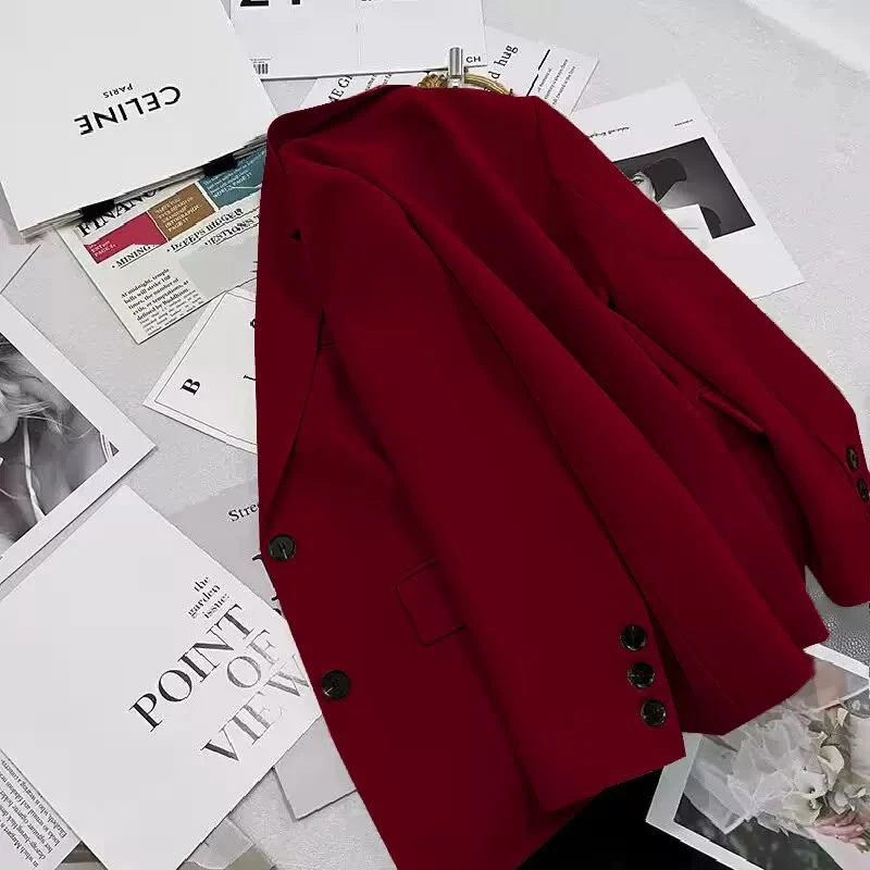 Casual and elegant jacket suit thumbnail
