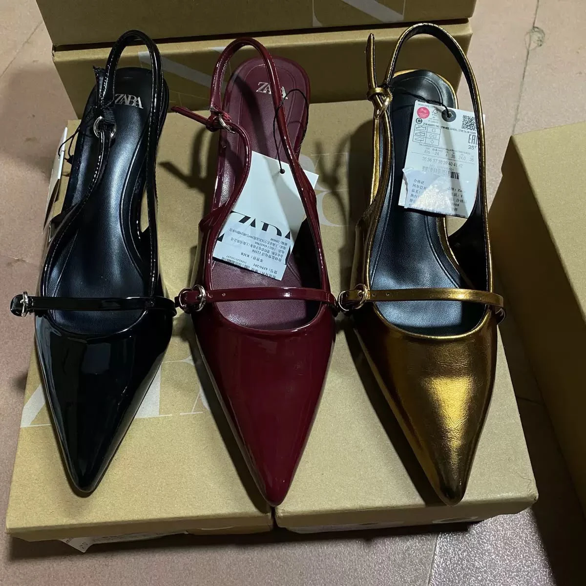 Leather stiletto low heel