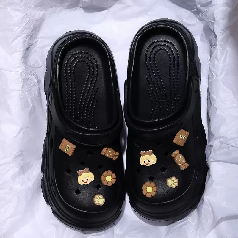 Thick-Soled Outdoor Slippers with a Stepping-On-Clouds Feel, Non-Slip Beach Sandals for Women thumbnail