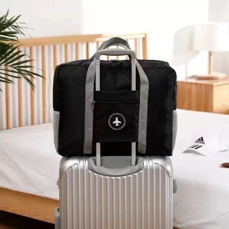 Foldable travel bag