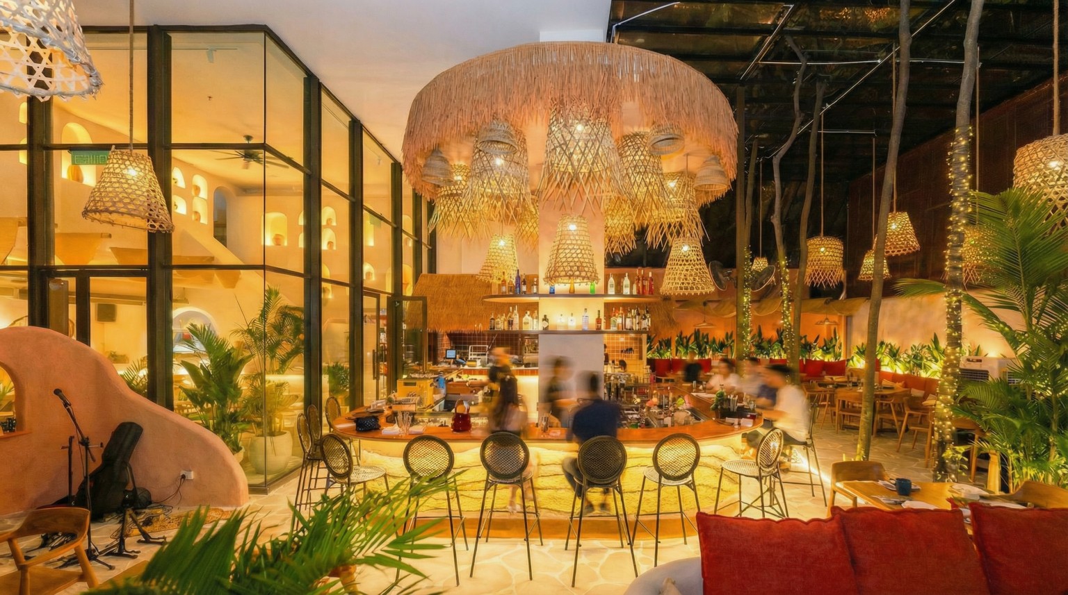 SOLH Restaurant & Bar - Elegant dining atmosphere