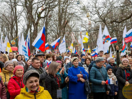В Ставрополе отметили девятую годовщину воссоединения Крыма с Россией, в Минводах приветствовали симферопольцев