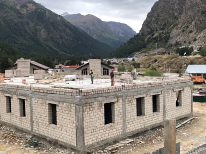 Продолжается строительство высокогорной участковой больницы у селении Эльбрус