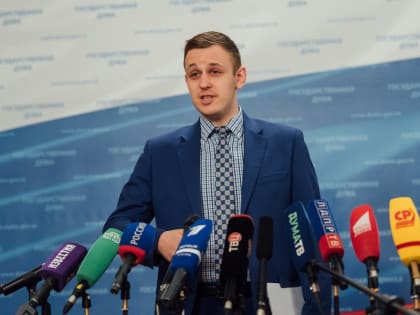 Василий Власов предложил переименовать Киевский вокзал Москвы