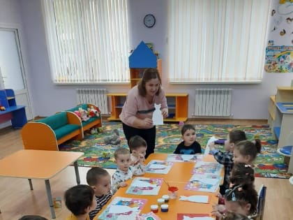 Казбек Коков поздравил работников системы дошкольного образования с профессиональным праздником