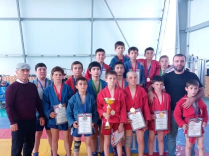 Успех юных спортсменов Баксана на открытом турнире по самбо