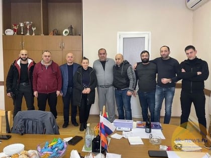 Армянская община Пятигорска помогла "Благотворительному фонду помощи детям, семьям, бездомным КМВ"