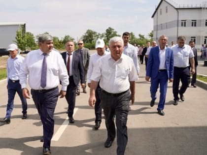 Казбек Коков обсудил в руководителями сельхозпредприятий вопросы импортозамещения