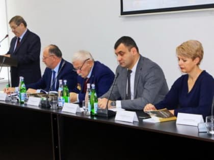 Масштабный форум в честь профессора Мирона Ханиева