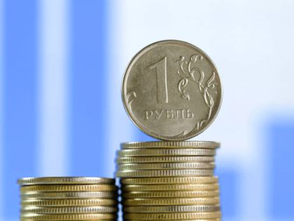 Годовая инфляция в России замедлилась до 3,29%