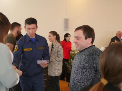 Сотрудники Минстроя КБР обучились оказанию первой помощи и напомнили о мерах пожарной безопасности