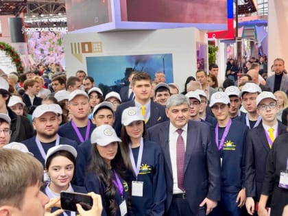 Финалисты Всероссийской олимпиады по Искусственному интеллекту презентовали на ВДНХ инновационные разработки