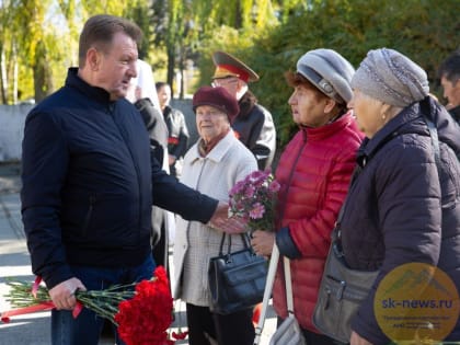 Глава Ставрополя почтил память жертв политических репрессий