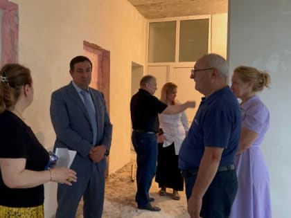 В Нальчике ремонтируют поликлинику