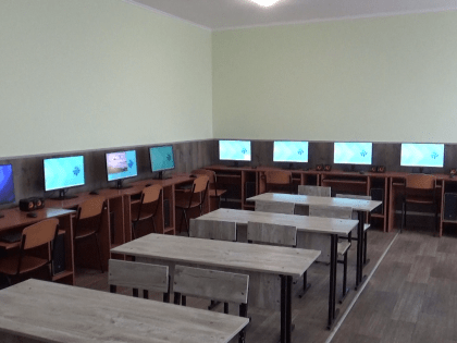 Компьютеры подаренные Кабардино-Балкарией помогают школьникам  Херсонской области в учебе