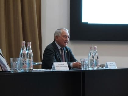 Сотрудники и студенты КБГУ приняли участие в обсуждении актуальных проблем молодежи российских регионов