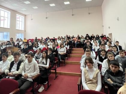 Учащиеся трех школ Нальчика приняли участие в антинаркотической акции