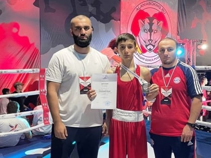 Боксер из Кабардино-Балкарии завоевал серебро на Первенстве России