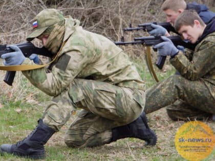 Экс-участники СВО поделились опытом на военно-полевых сборах для молодежи в хуторе Воротниковском