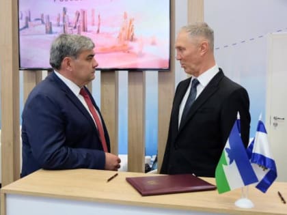 ПМЭФ-2023: Казбек Коков и Владимир Сальдо обсудили взаимодействие и помощь подшефным районам Херсонской области