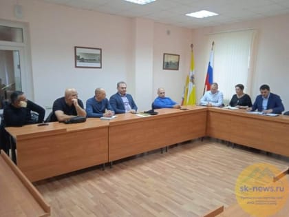 Особое внимание поведению водителей Ставрополя уделили власти на встрече с перевозчиками в миндортранспорта