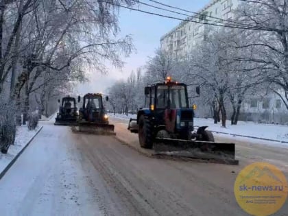 За одни сутки в Ставрополе пришлось потратить 1400 тонн противогололедных материалов