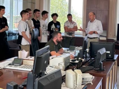 Будущим энергетикам рассказали о работе в «светлой» отрасли