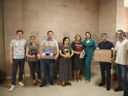 КБГУ отправил 1800 новых книг в ЛГПУ